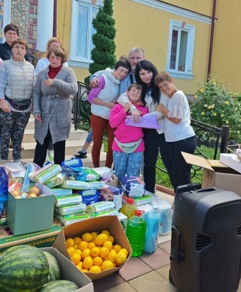 Передали вихованкам Буківського дитячого будинку-інтернату переносну акустичну систему